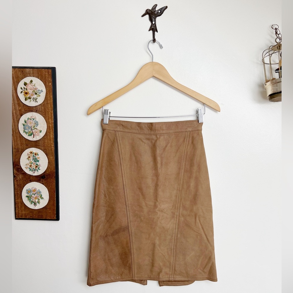 Vintage 90s Tan Soft Leather High Waisted Knee Length Skirt